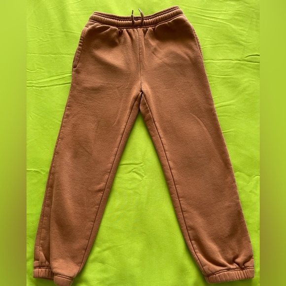 GAP Hooded Sweater and Sweatpants - Picture 6 of 8